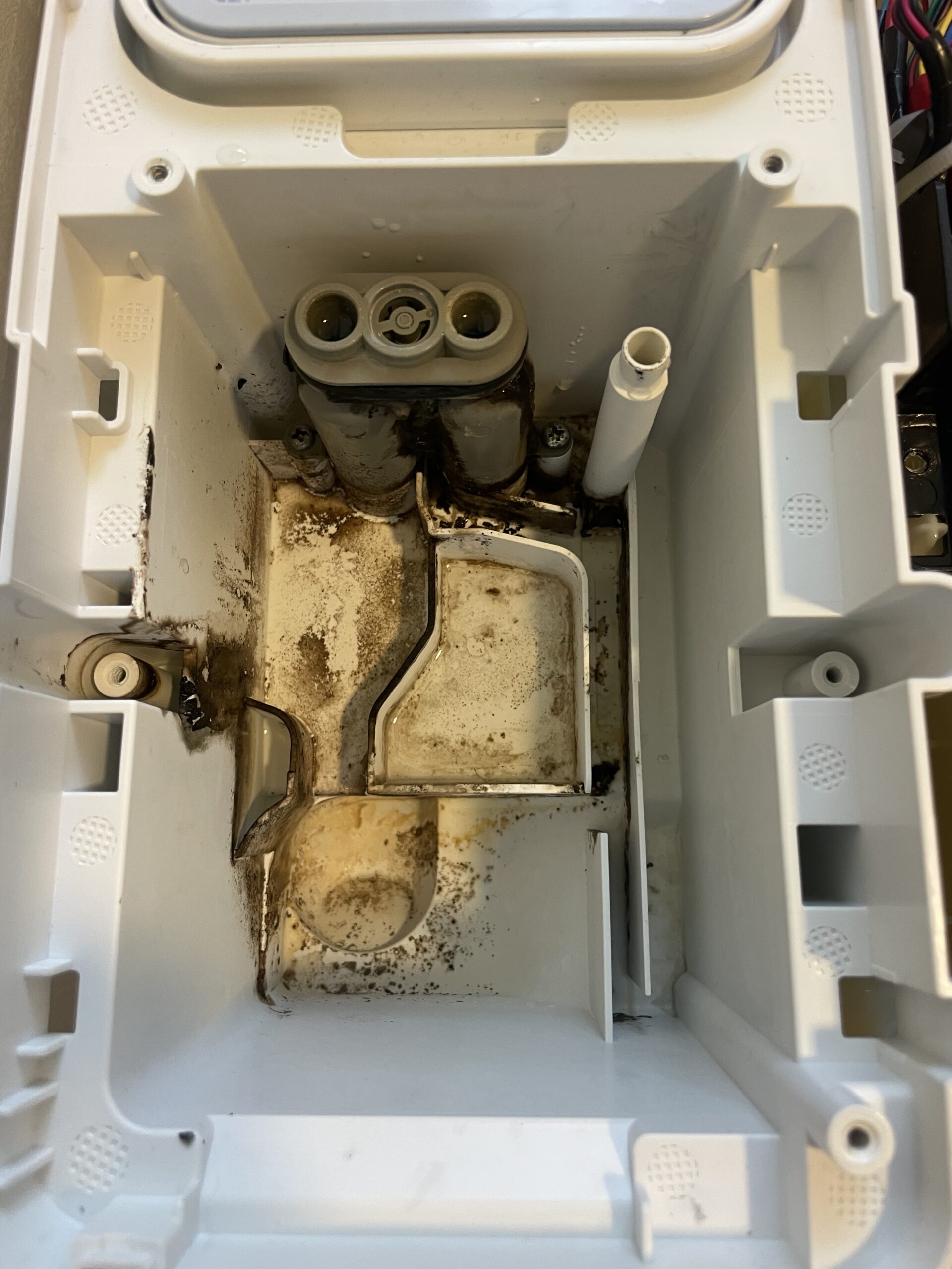 SHARPドラム式洗濯機ES-113w分解清掃汚れ状態 | ドラム式洗濯機分解