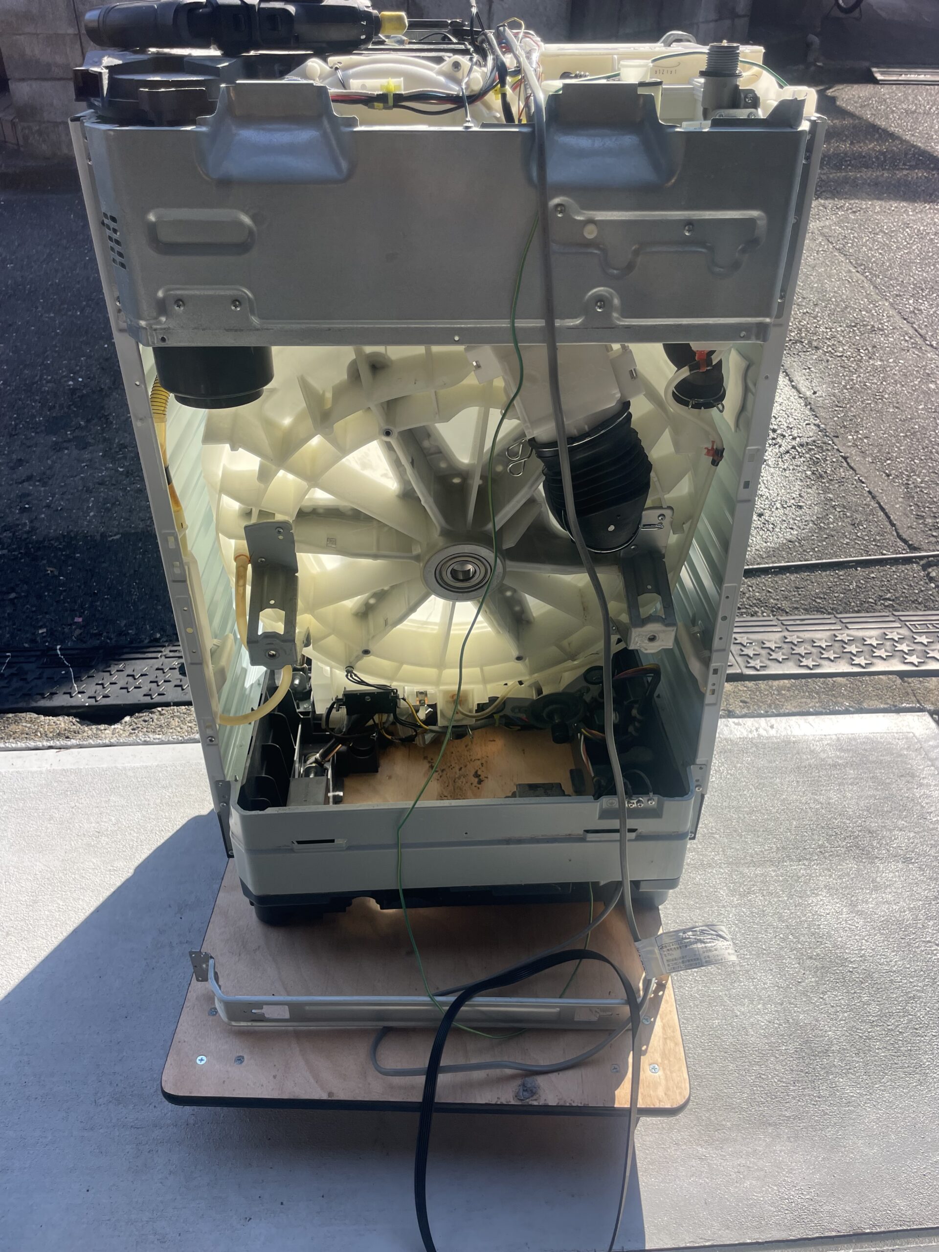 ドラム洗濯機 背面清掃