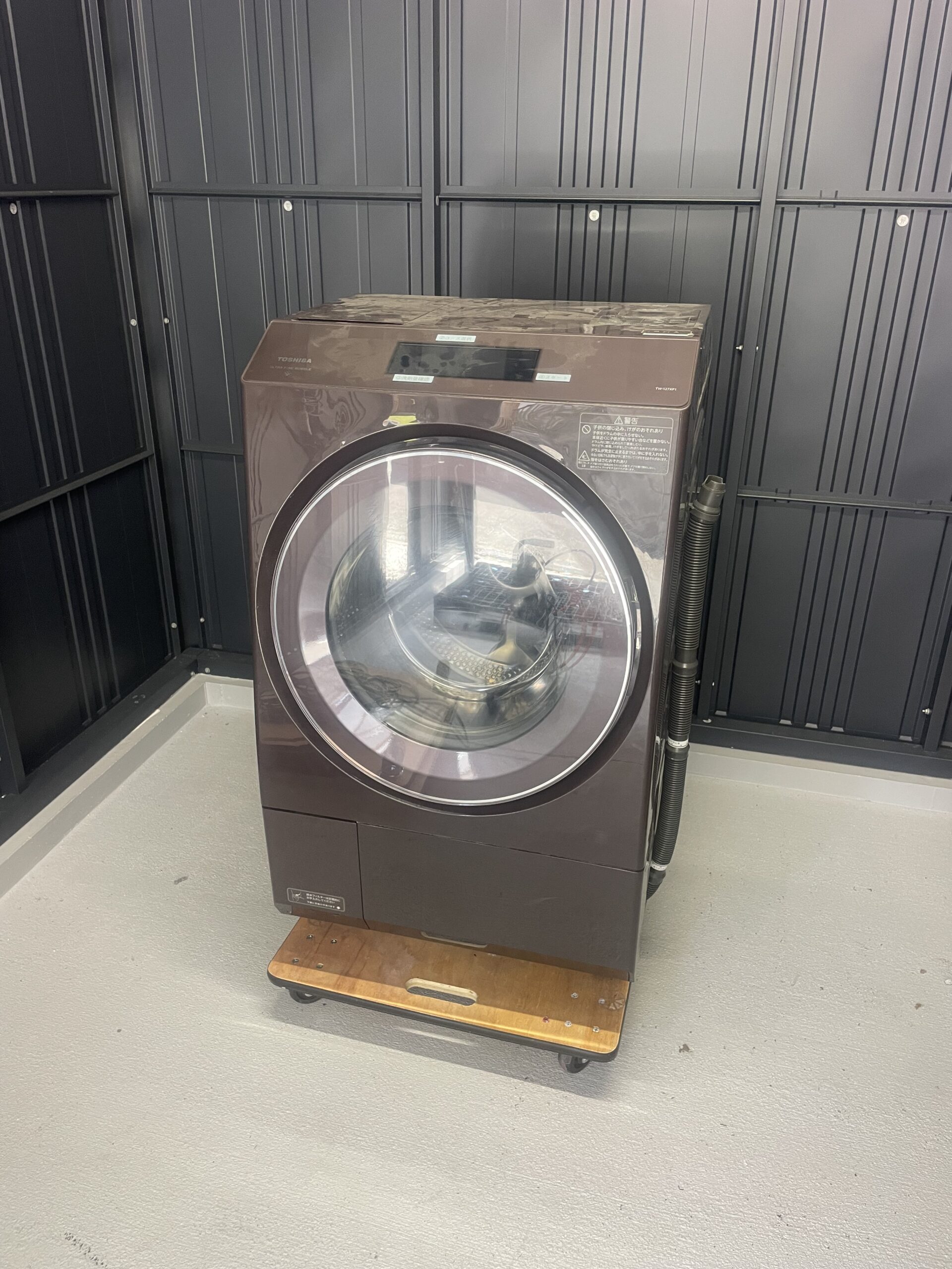 入荷した2021年製東芝ドラム式洗濯乾燥機TW-127XP1L