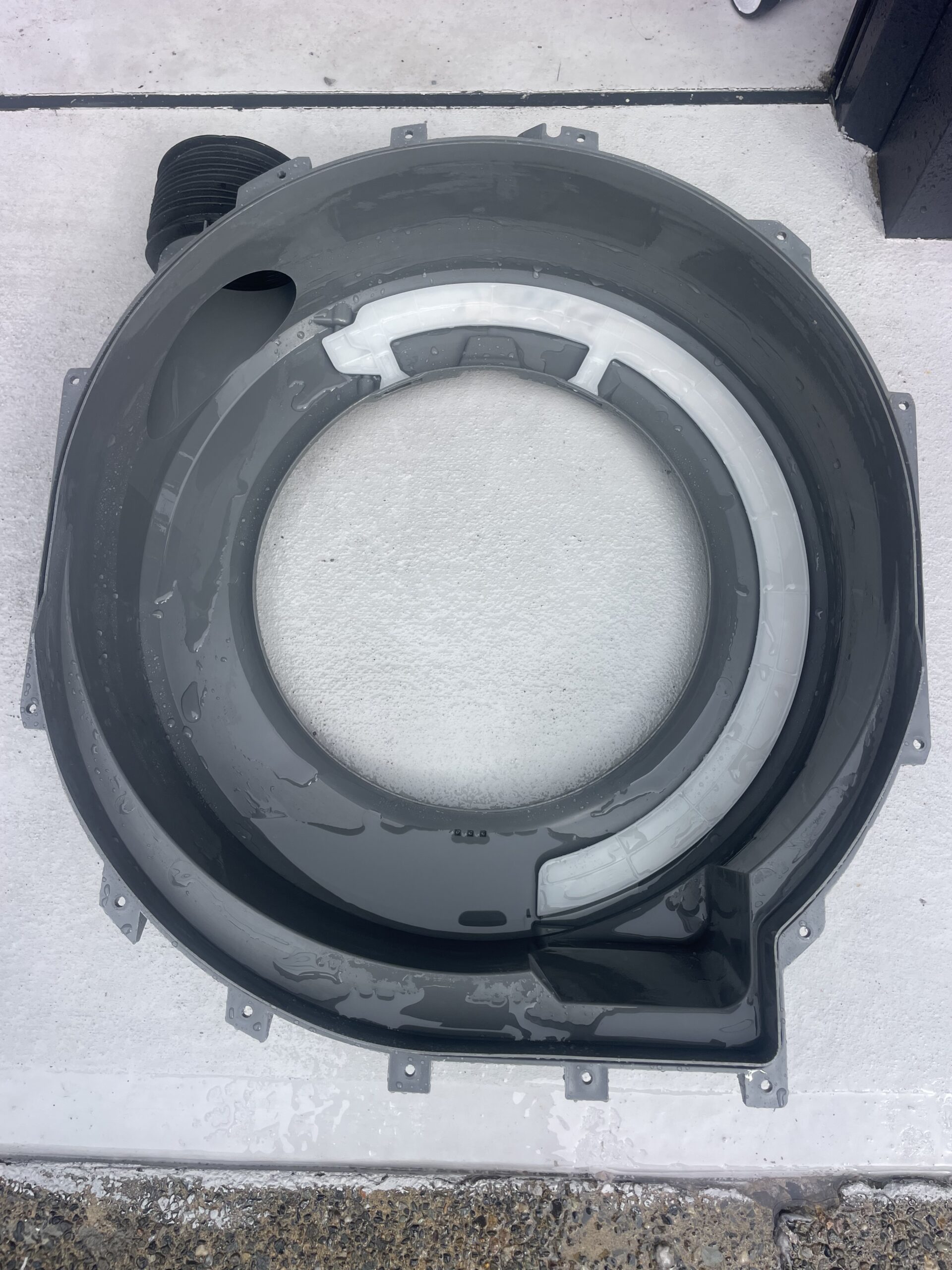 東芝TW-127XP1Rの脱水カバーの洗浄後
