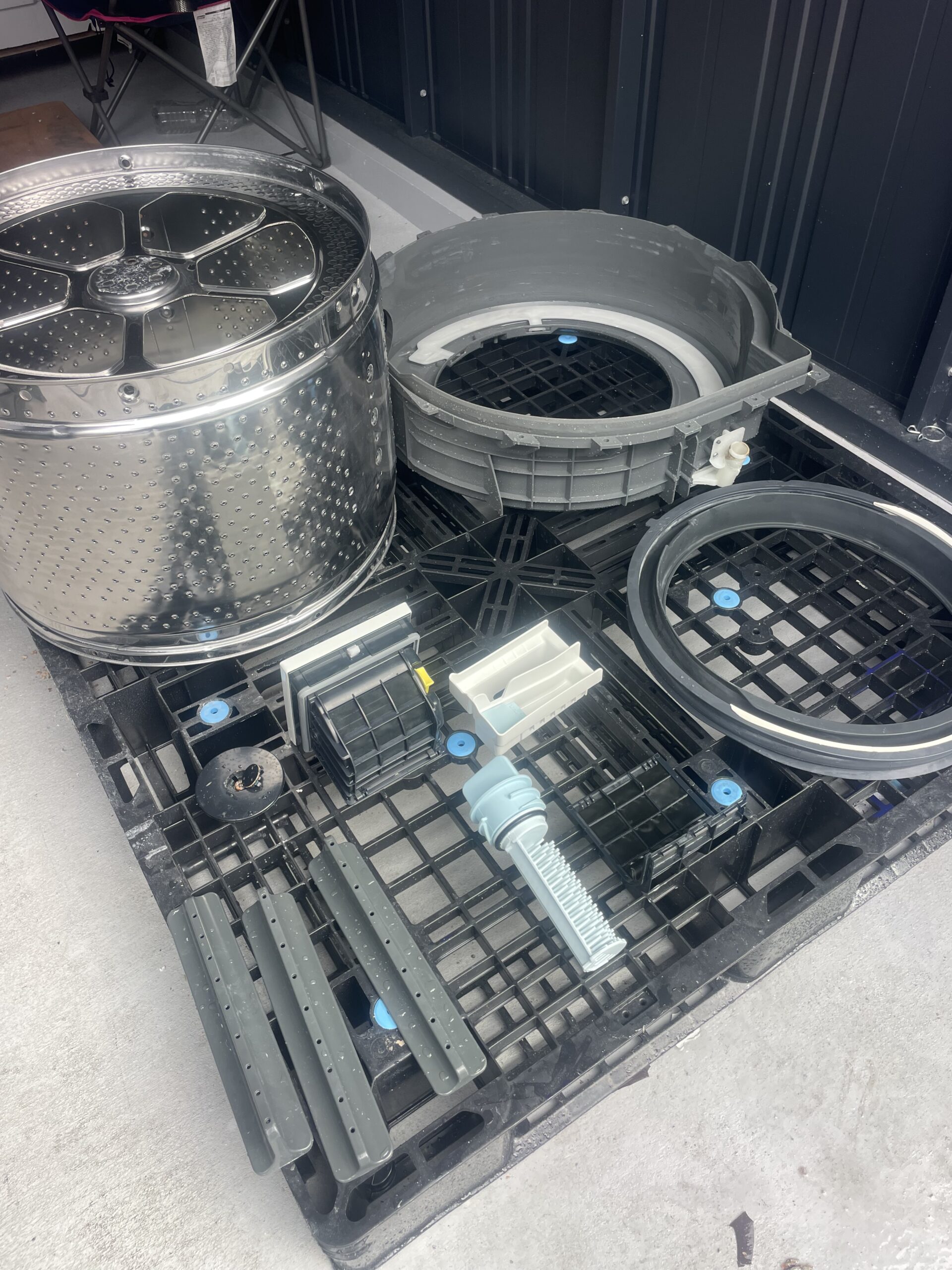東芝TW-127XP1R内部部品の洗浄後